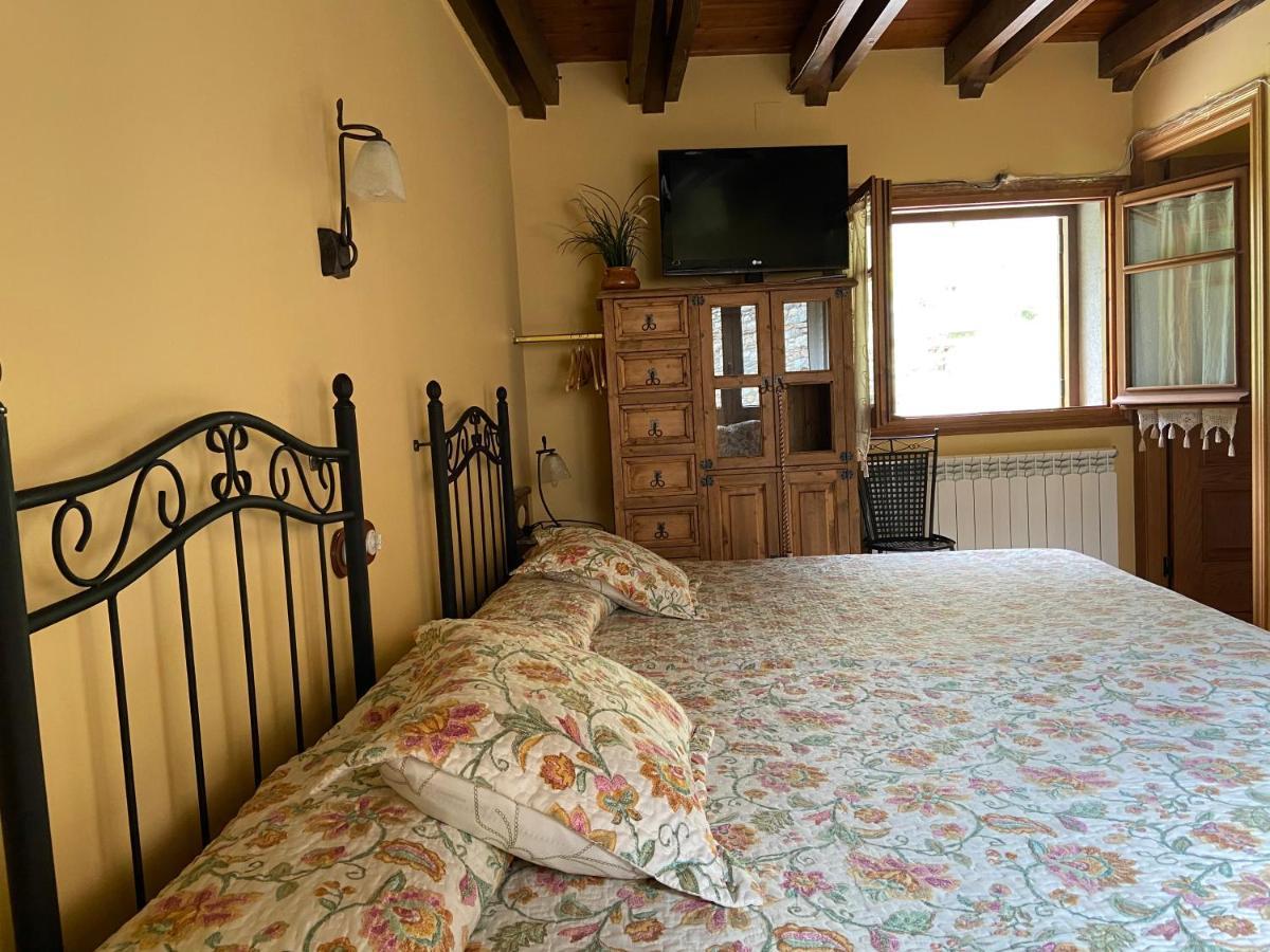 Casa Rural Era De Ferro エリル・ラ・バル エクステリア 写真